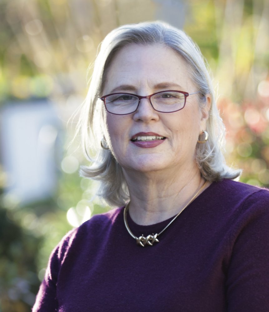 Leading Ladies 2019: Dr. Kathleen Kroessler, MD, Neurologist & Acupuncturist in Pawtucket